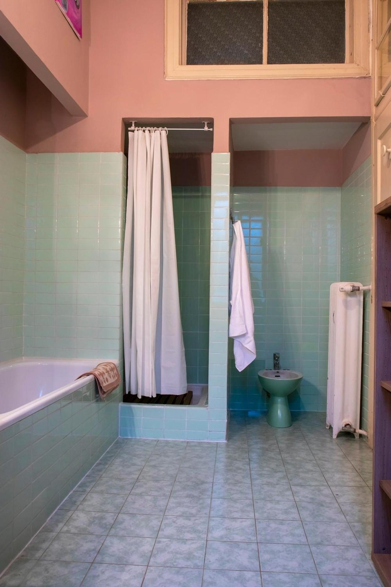 Hostel Teatro Триест Экстерьер фото